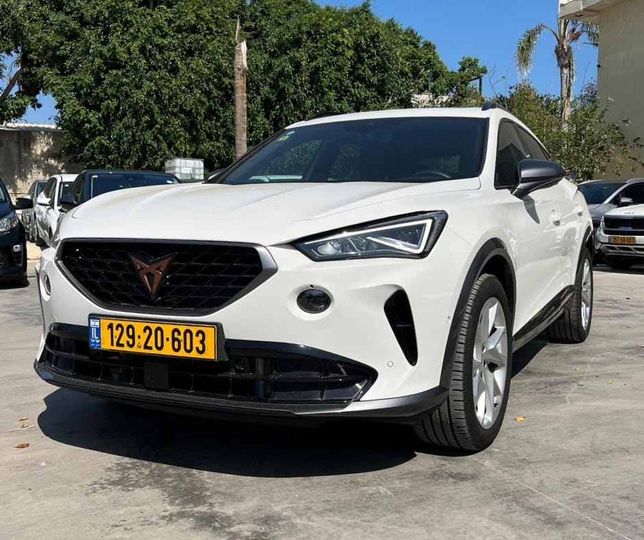 סיאט קופרה 2022 אוטומט בצבע לבן - סיאט קופרה יד שניה