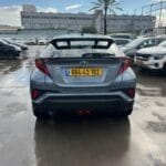 טויוטה C-HR שנת 2021 כסופה